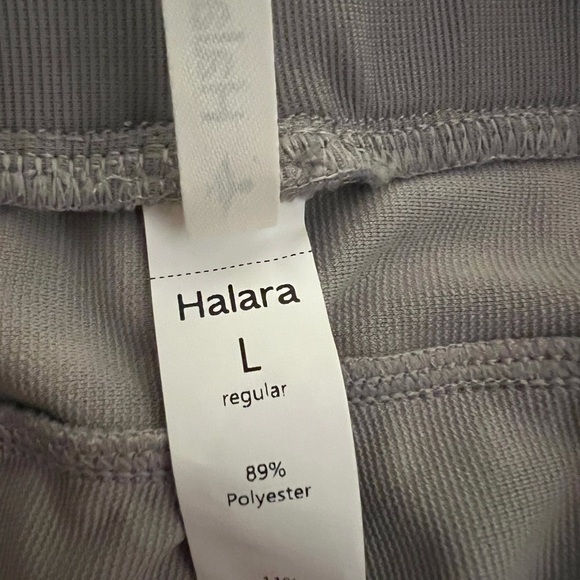Halara • Flex High Waisted body sculpt waist slimming side pocket wide leg pant - Picture 7 of 9